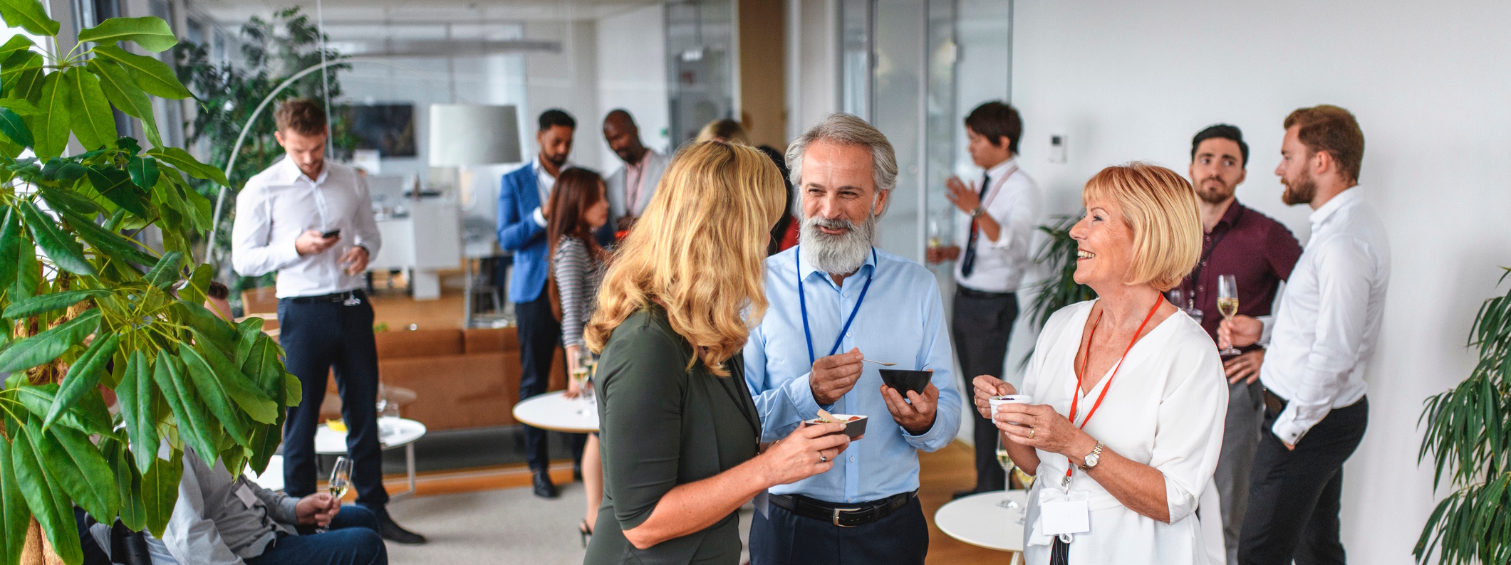Firmenjubiläum planen – festliche Veranstaltung mit Gästen